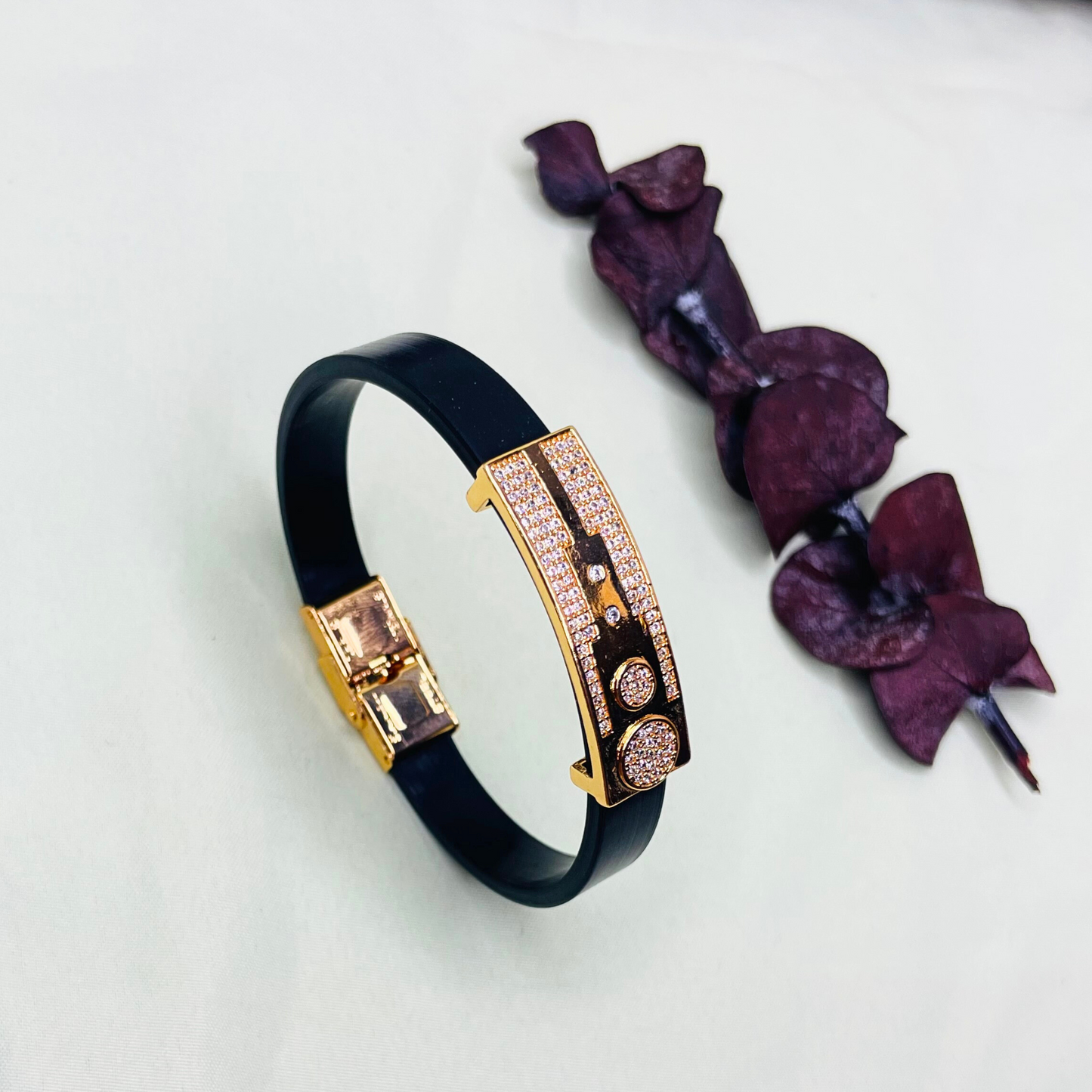 Majesty Black Band
