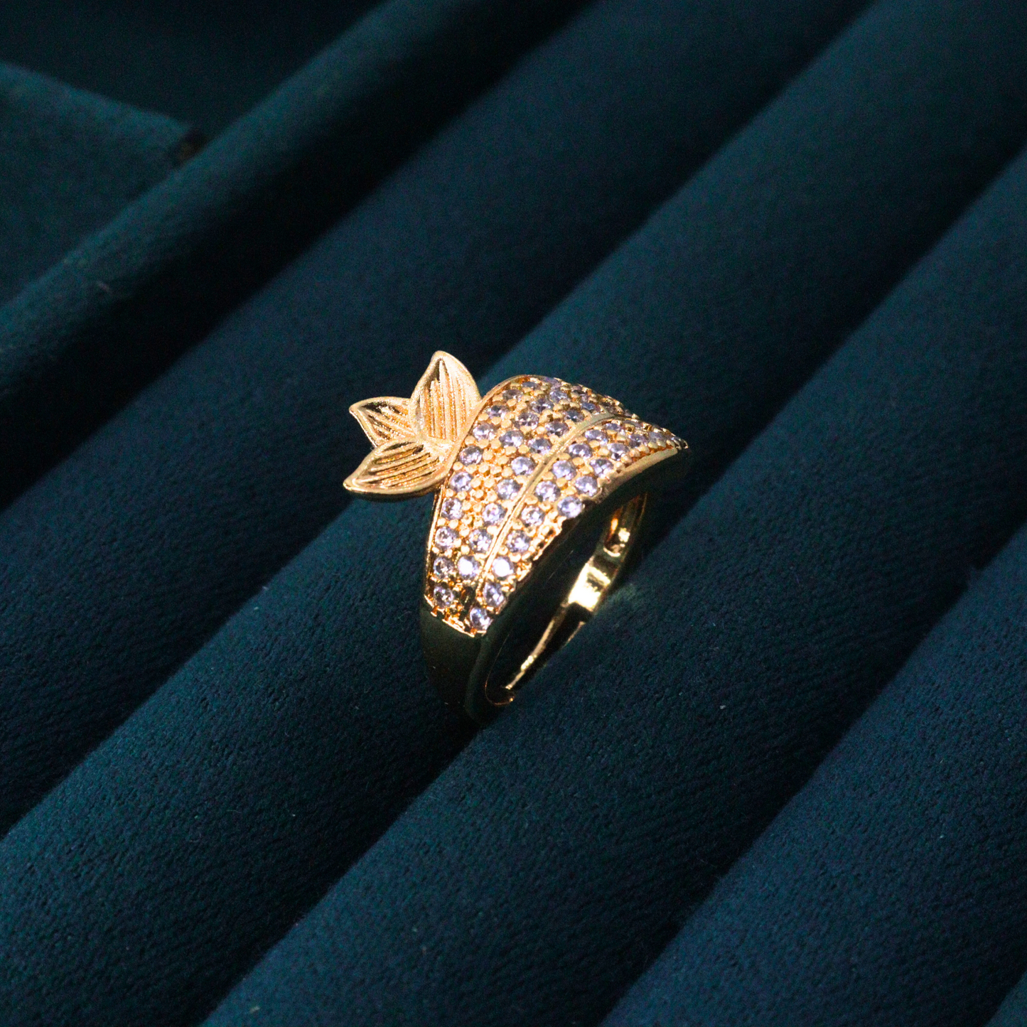 Glam Flick Adjustable Ring