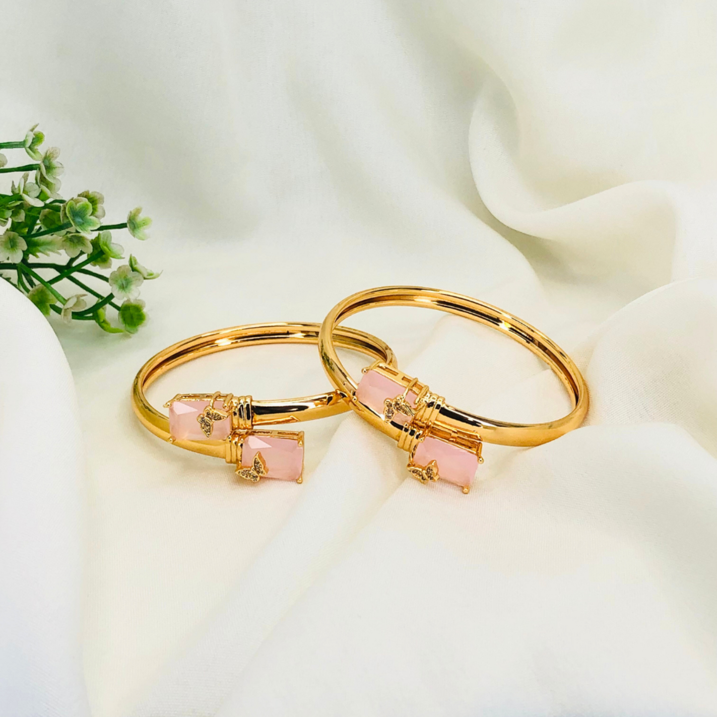 Bella Bangle (Set of 2)