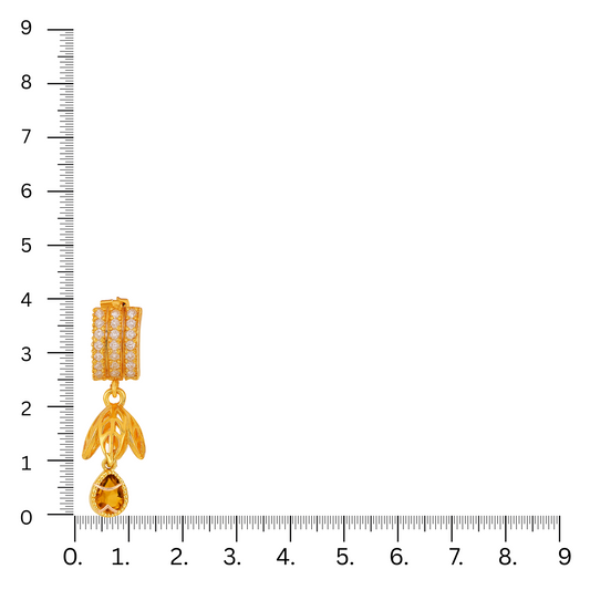 Earrings by jewelry
miguel