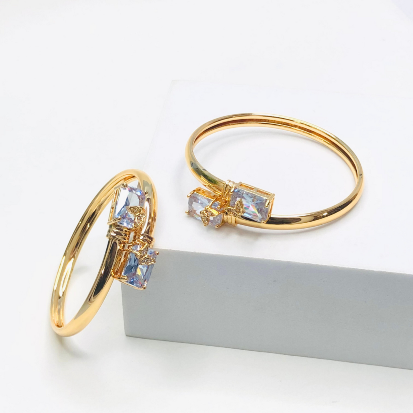 Nora Bangle (Set of 2)