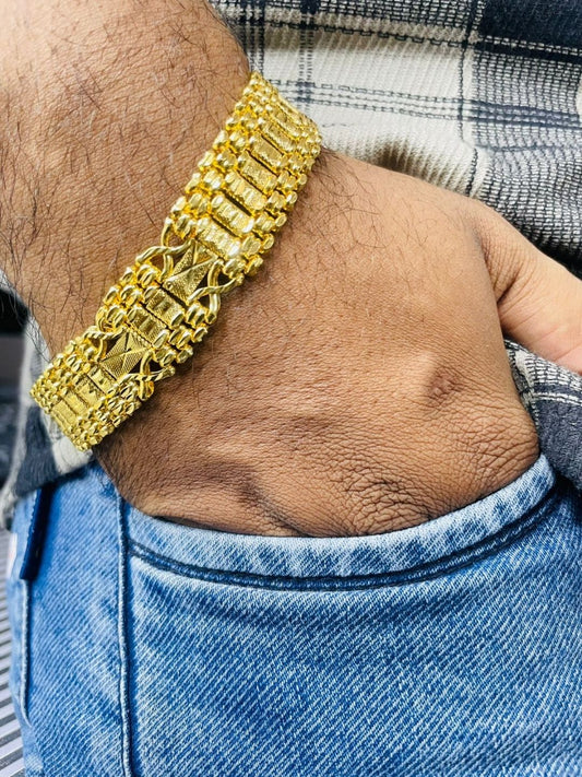 Bold Horizon Band Bracelet