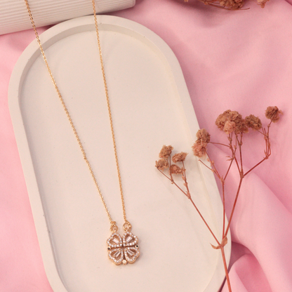 Shiny Clover Heart Necklace | Gold Plated