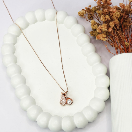 Dreamy Pearl Necklace