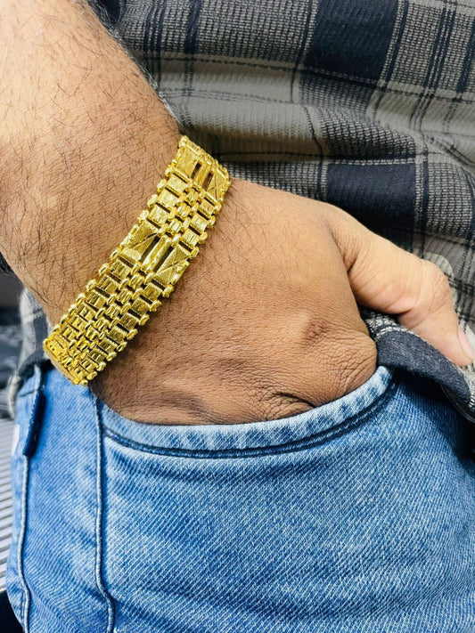 Knightline Chain Bracelet